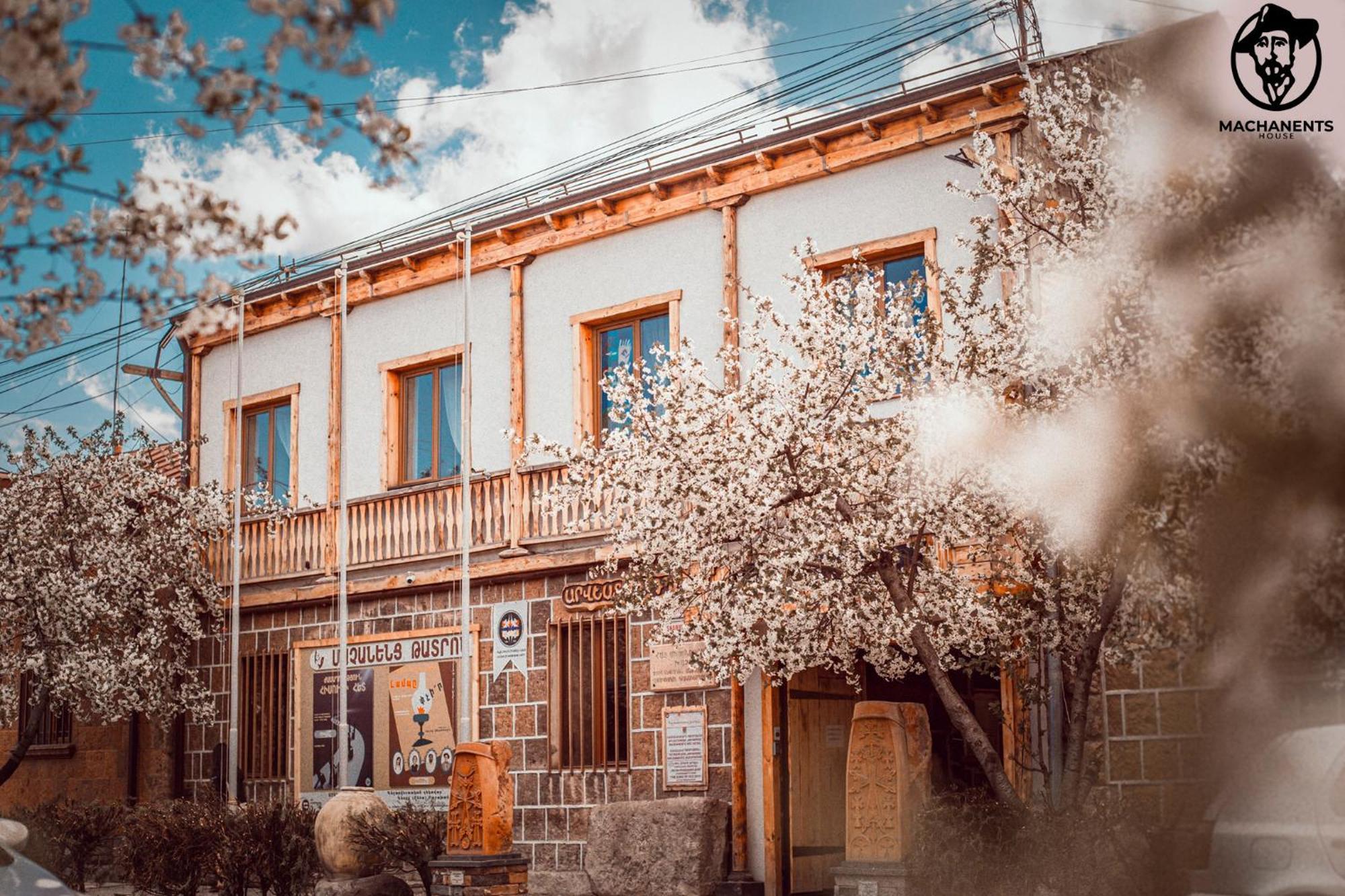 Vagharshapat Machanents Art Hotel מראה חיצוני תמונה