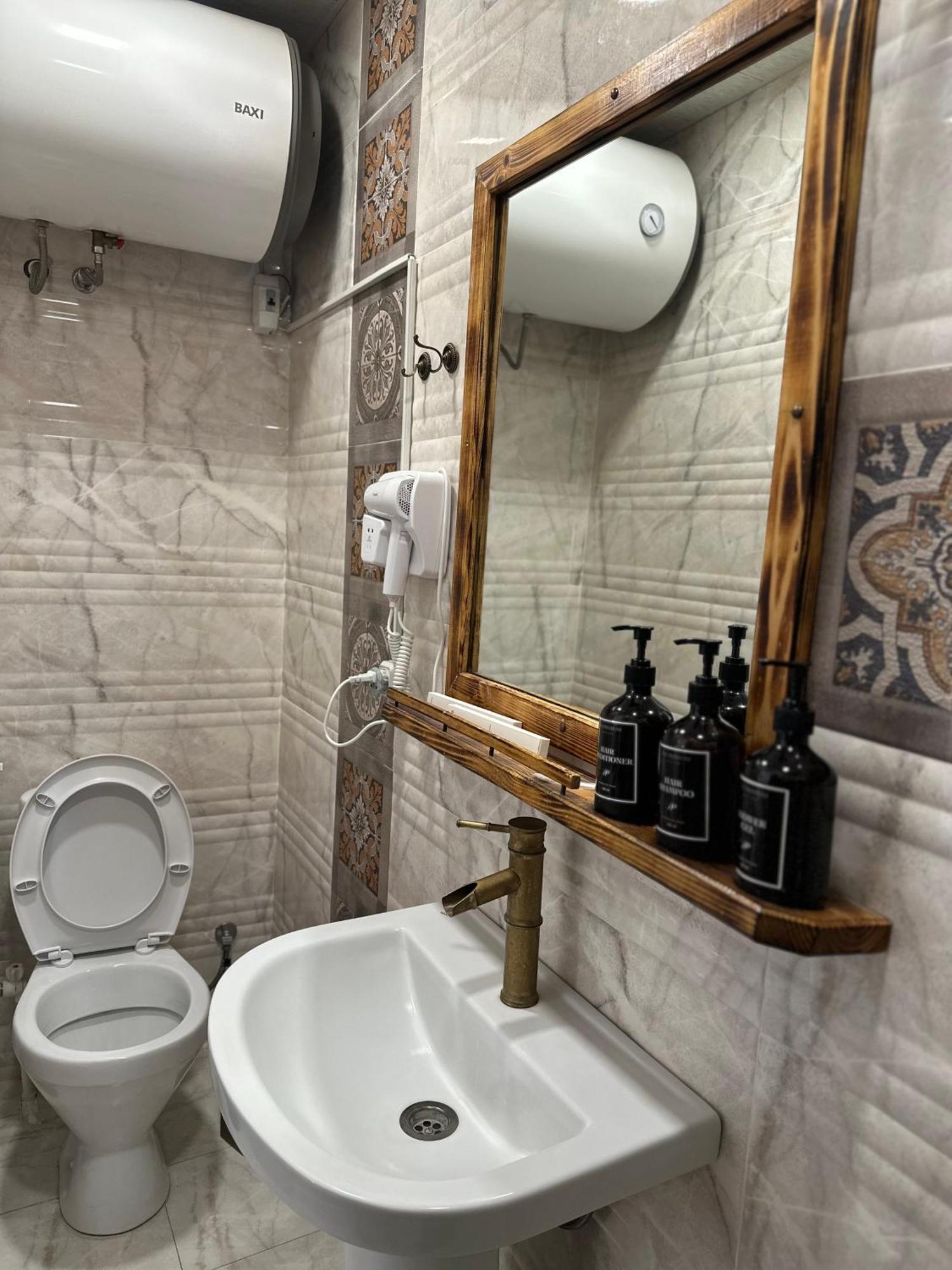 Vagharshapat Machanents Art Hotel מראה חיצוני תמונה