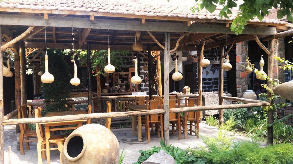 Vagharshapat Machanents Art Hotel מראה חיצוני תמונה