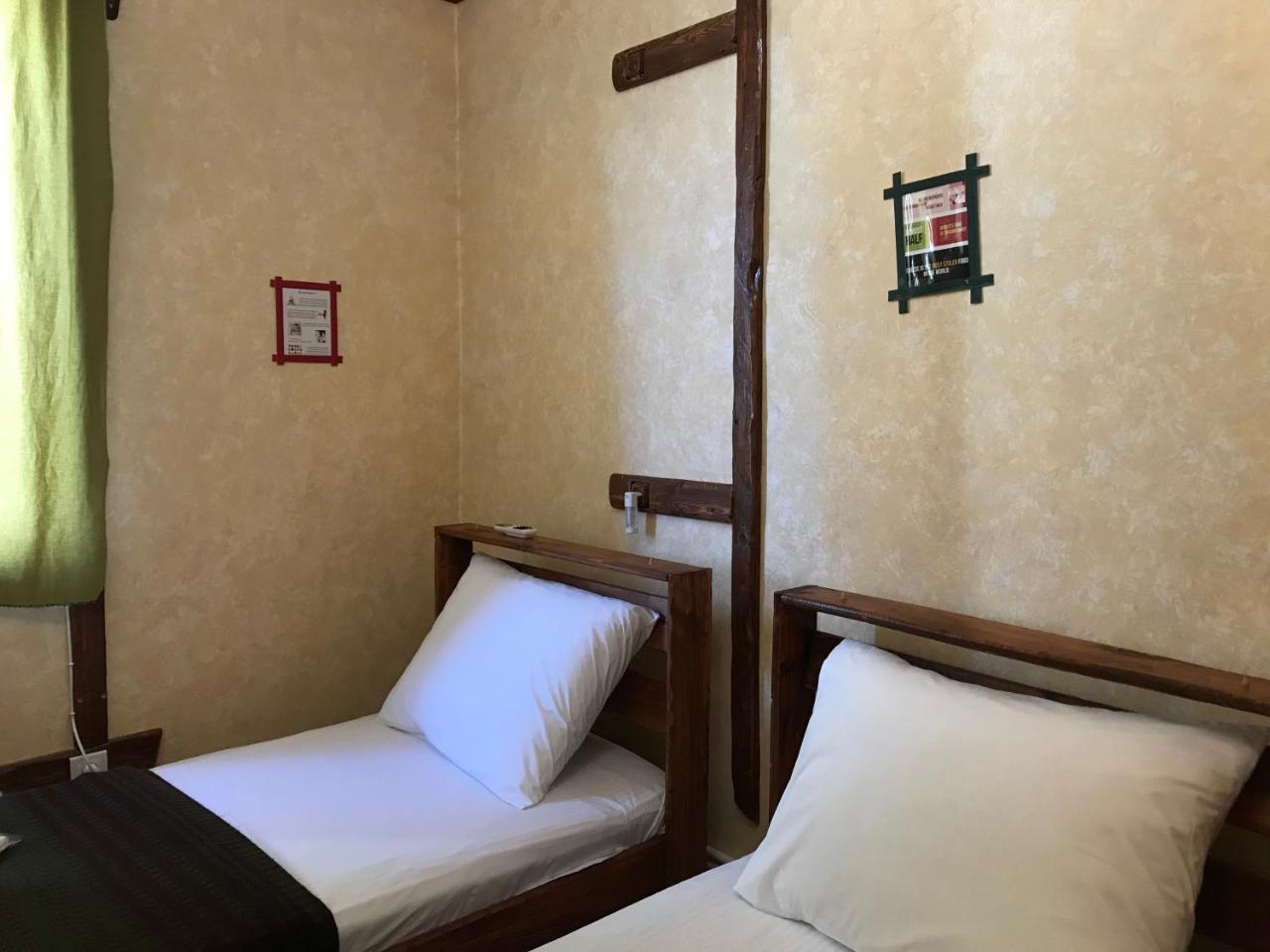 Vagharshapat Machanents Art Hotel מראה חיצוני תמונה