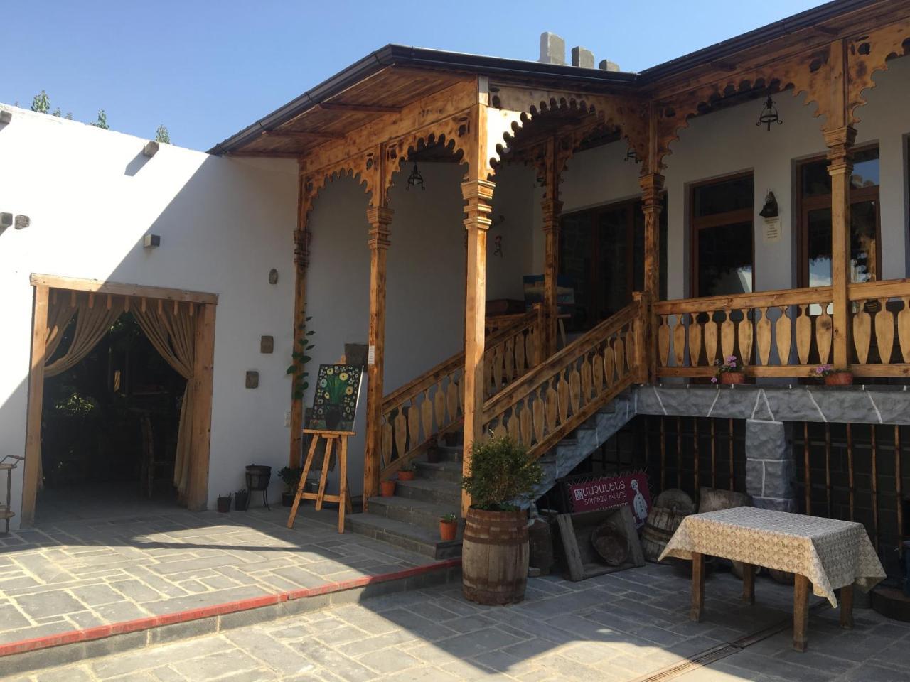 Vagharshapat Machanents Art Hotel מראה חיצוני תמונה